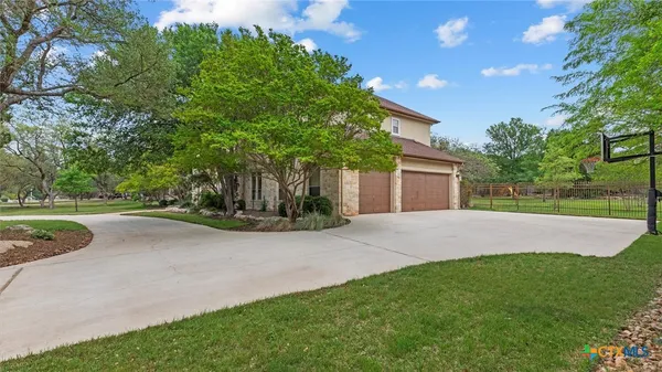 $1,425,000 | 521 Hunters Trophy, New Braunfels, TX 78132