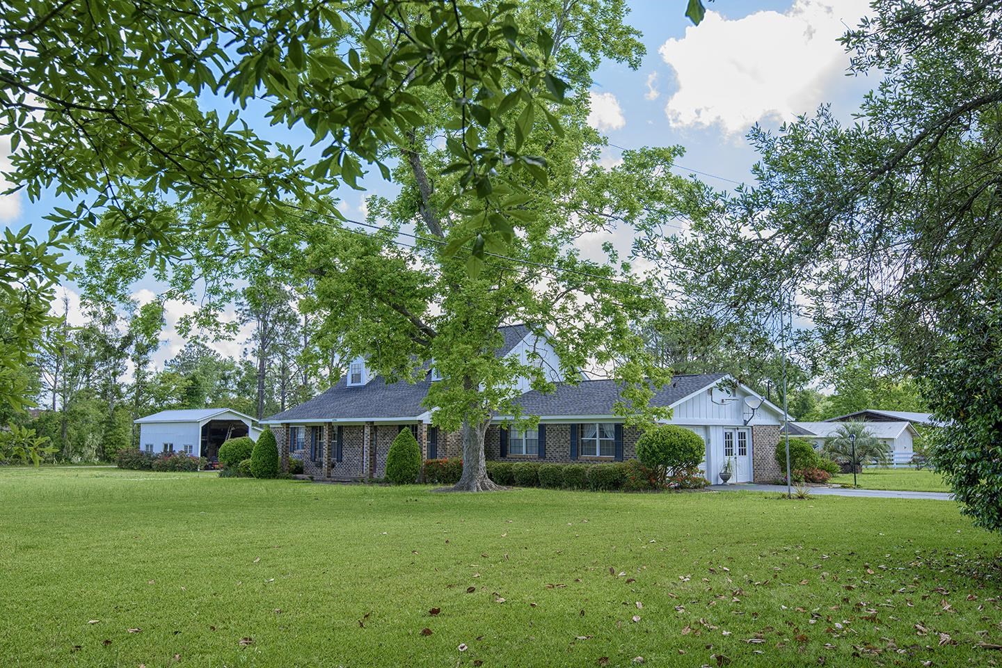 19794 Lawrence Road Fairhope, AL 36532 - Photo 5 of 48