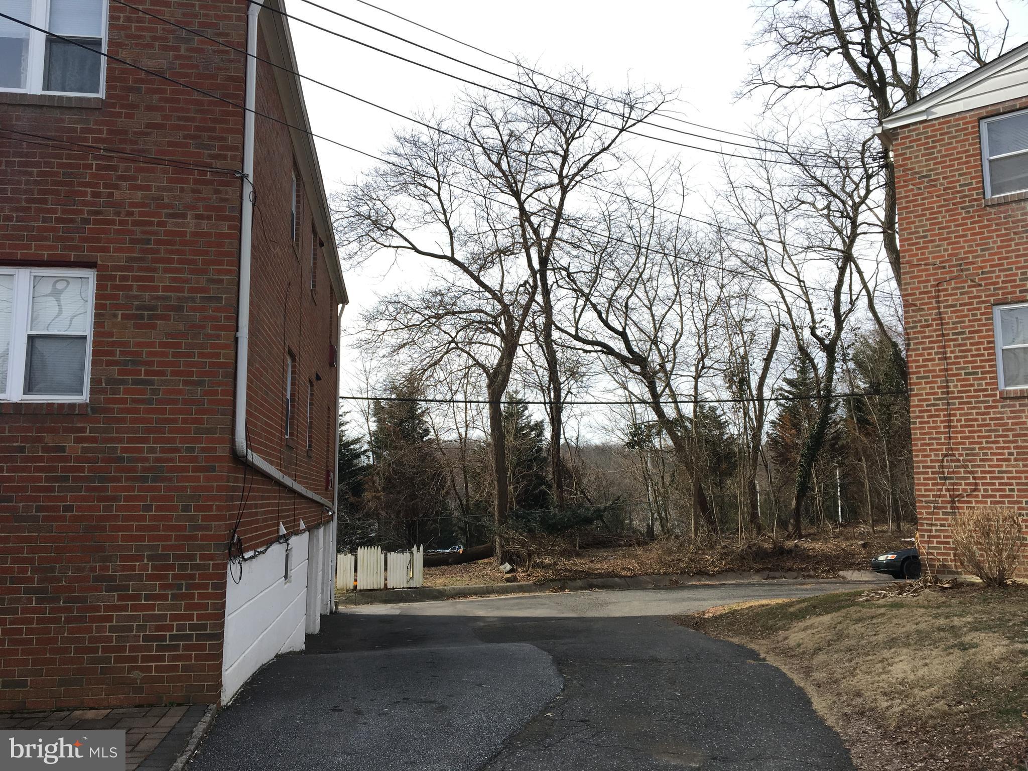 508 Philmar Court Springfield, PA 19064 - Photo 2 of 15