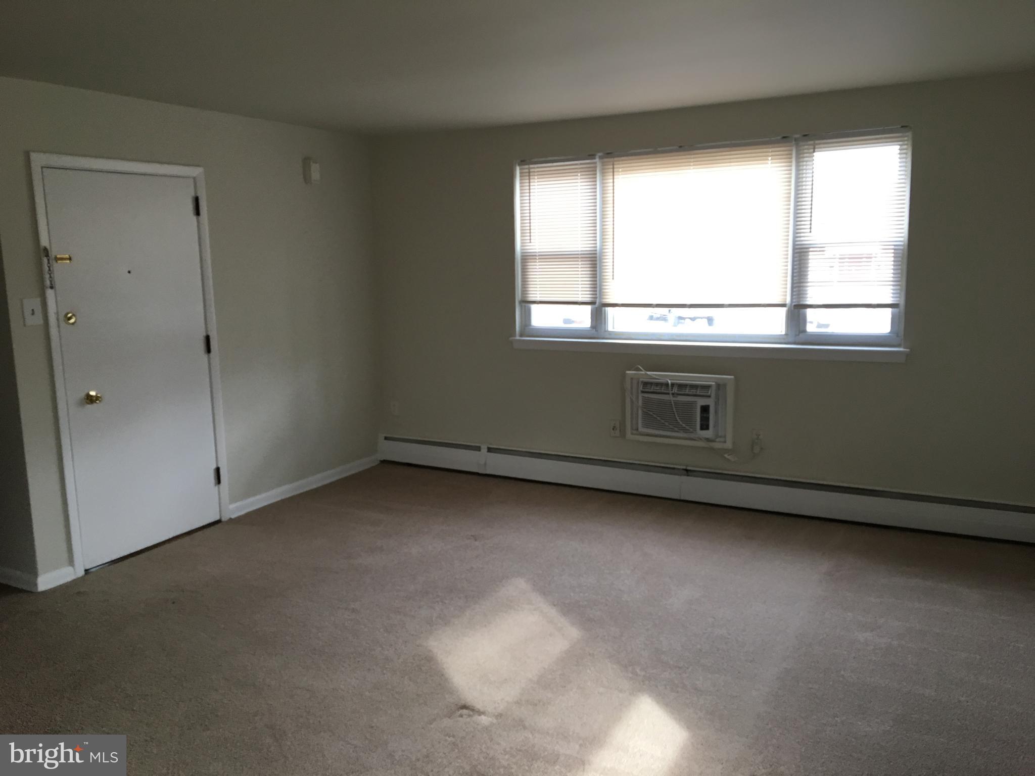 508 Philmar Court Springfield, PA 19064 - Photo 3 of 15