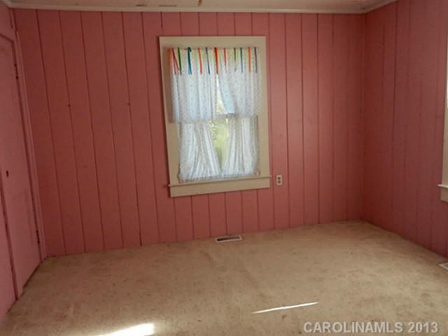 1631 Lane Road Mount Holly, NC 28120 - Photo 6 of 11 Gallery Image 6