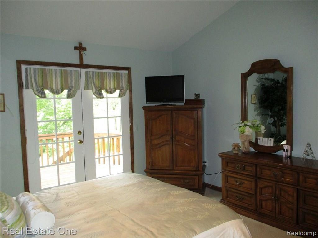 1991 Edgemont Court Rochester Hills, MI 48306 - Photo 24 of 57