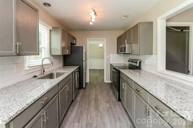 $1,865 | 5015 Rivergreen Lane, Charlotte, NC 28227