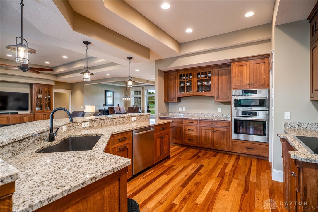 7987 Ivy Ridge Court Springboro, OH 45066 - Photo 11 of 63 Gallery Image 11