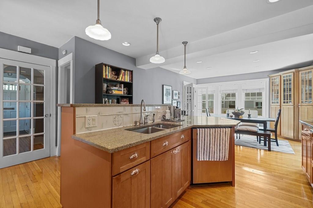 116 Russett Road Boston, MA 02132 - Photo 8 of 17 Gallery Image 8