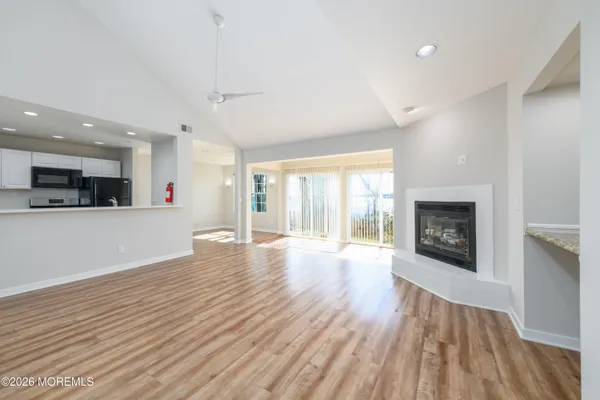 $3,500 | 222 Waters Edge Drive, Toms River, NJ 08753