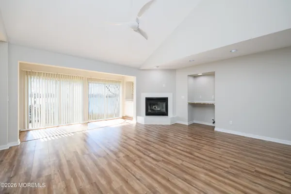 $3,500 | 222 Waters Edge Drive, Toms River, NJ 08753