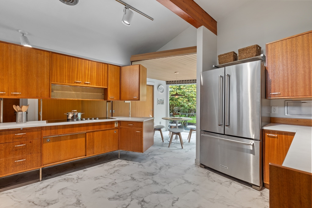 6 Porter Road Andover, MA 01810 - Photo 14 of 42 Gallery Image 14