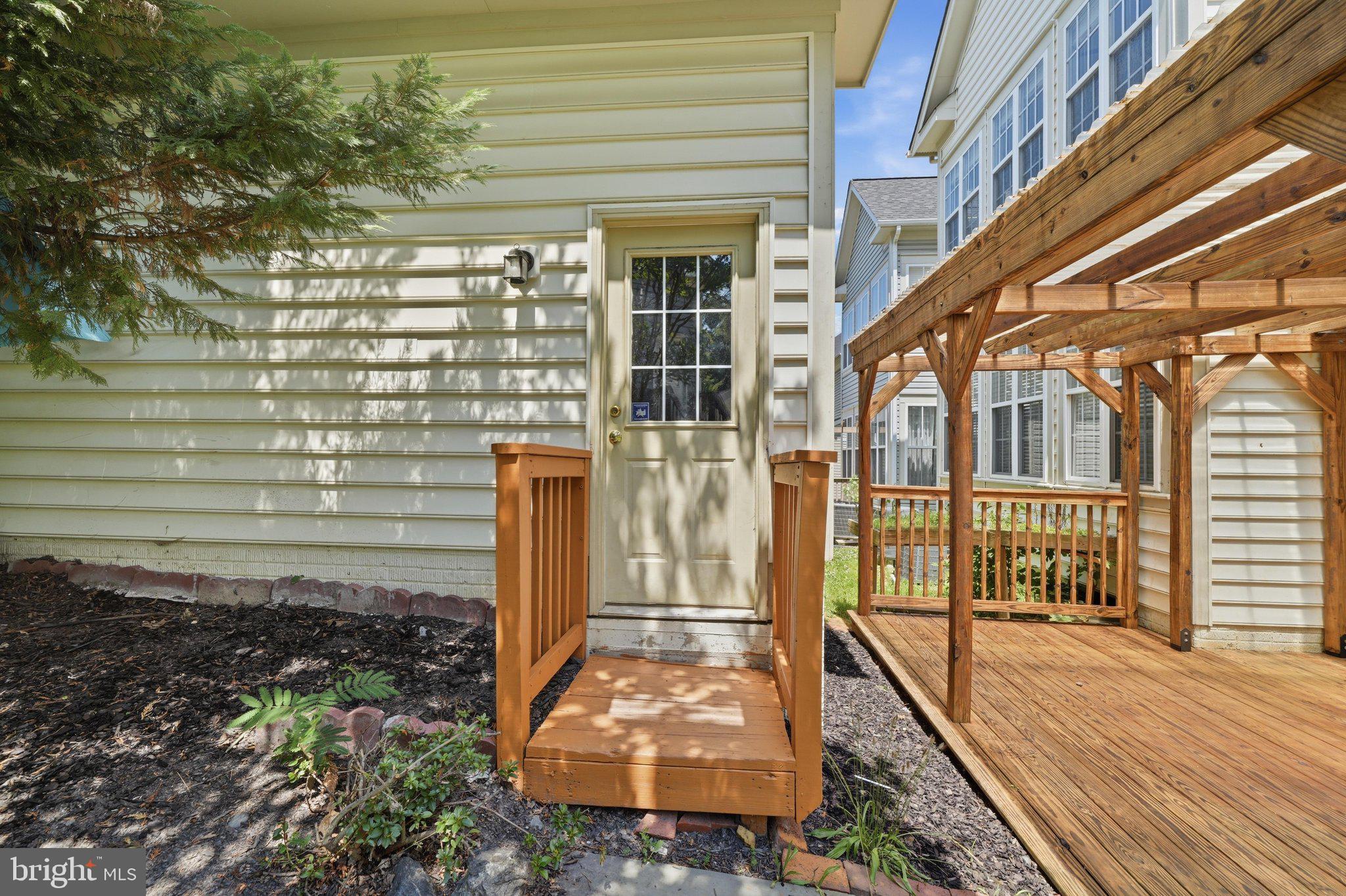 13131 Clarksburg Square Road Clarksburg, MD 20871 - Photo 47 of 61 Exterior Back