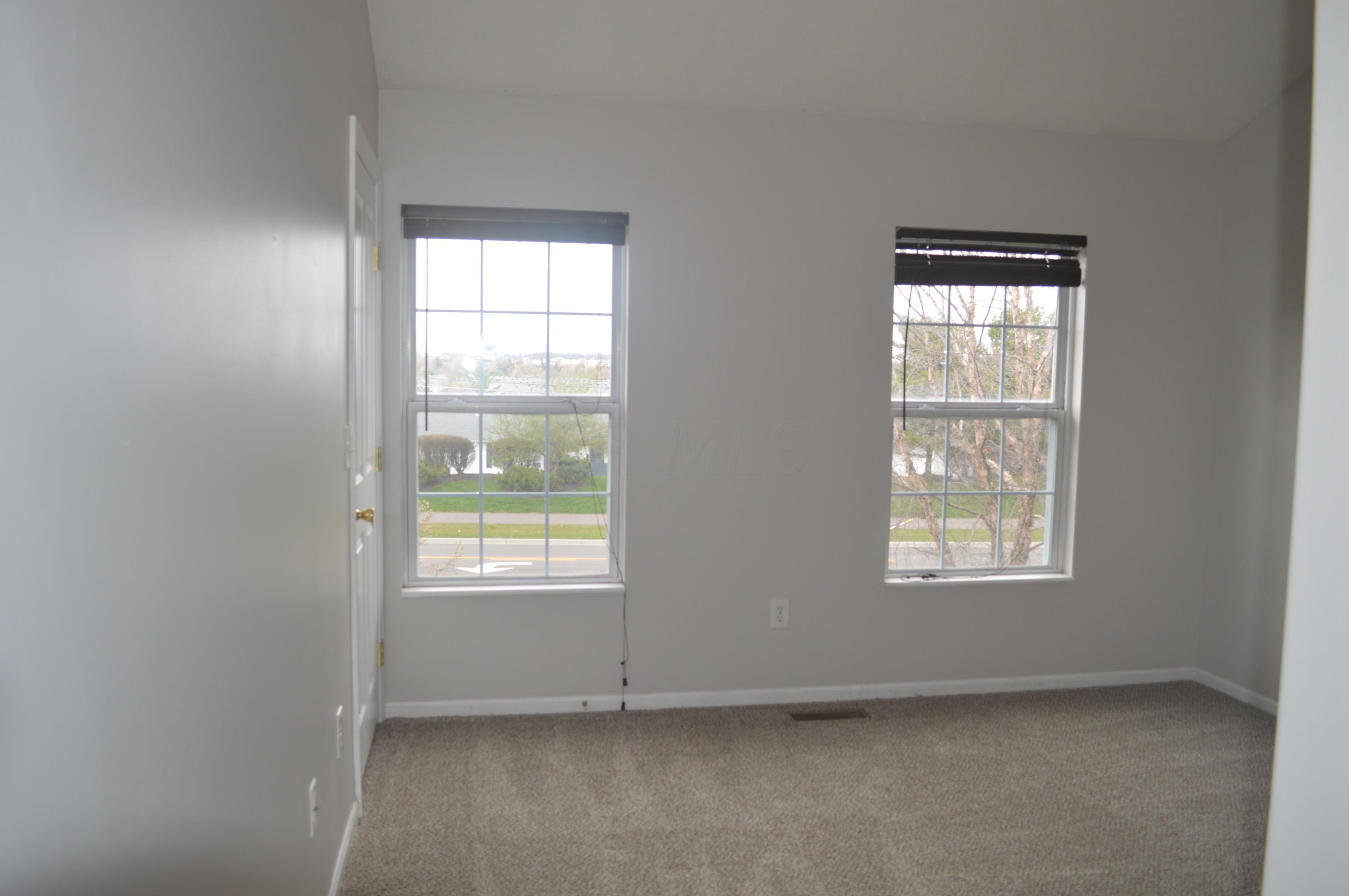653 Lazelle Road Westerville, OH 43081 - Photo 8 of 20