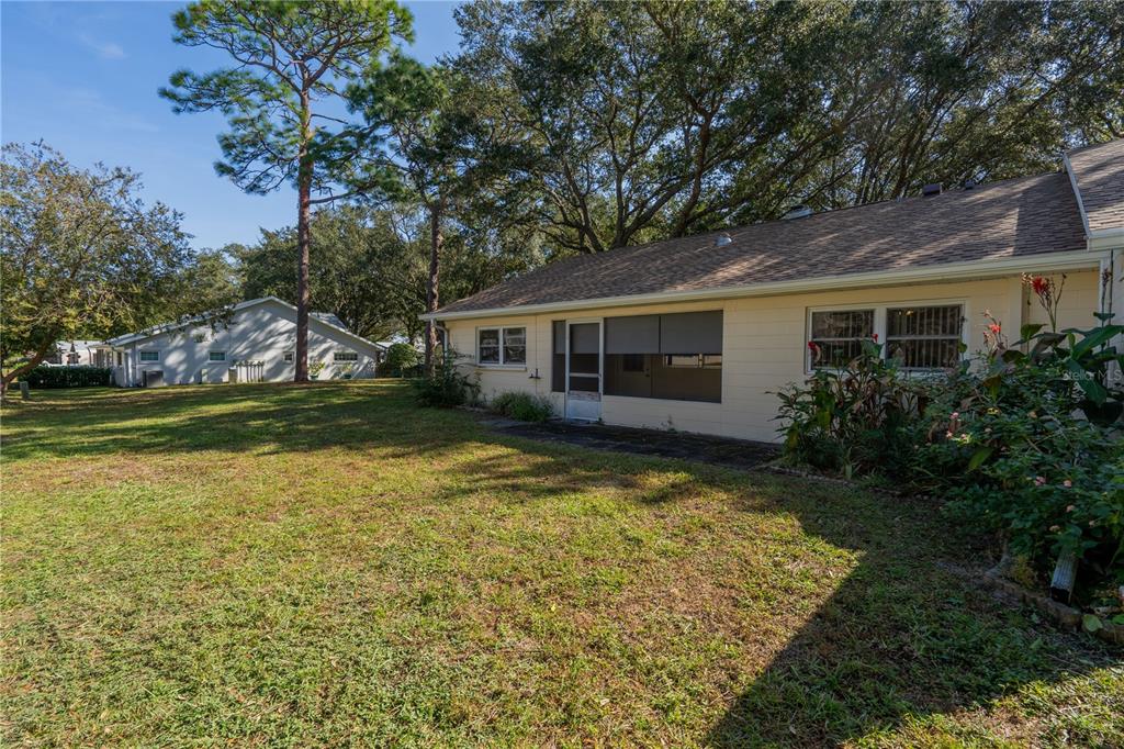 9652 Southwest 84th Terrace, Unit E Ocala, FL 34481 - Photo 27 of 28