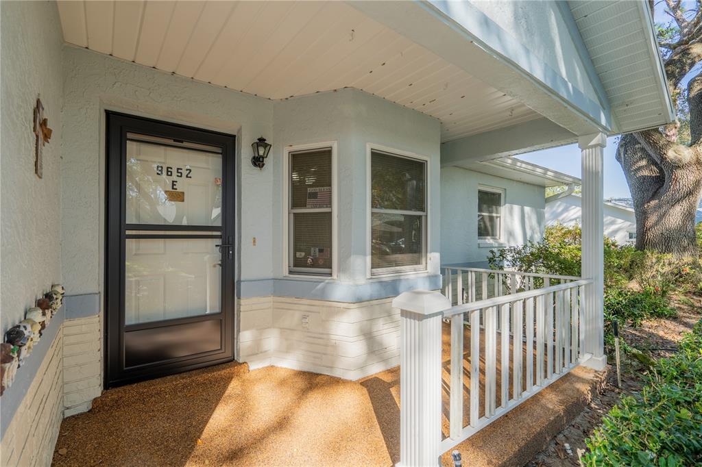9652 Southwest 84th Terrace, Unit E Ocala, FL 34481 - Photo 4 of 28