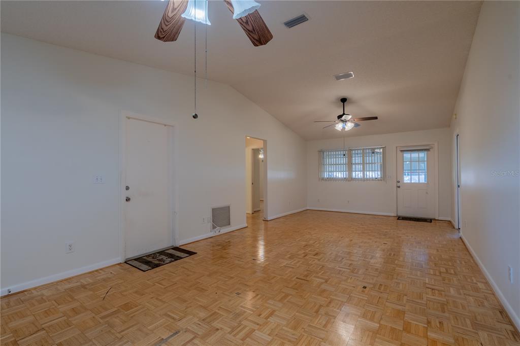 9652 Southwest 84th Terrace, Unit E Ocala, FL 34481 - Photo 7 of 28