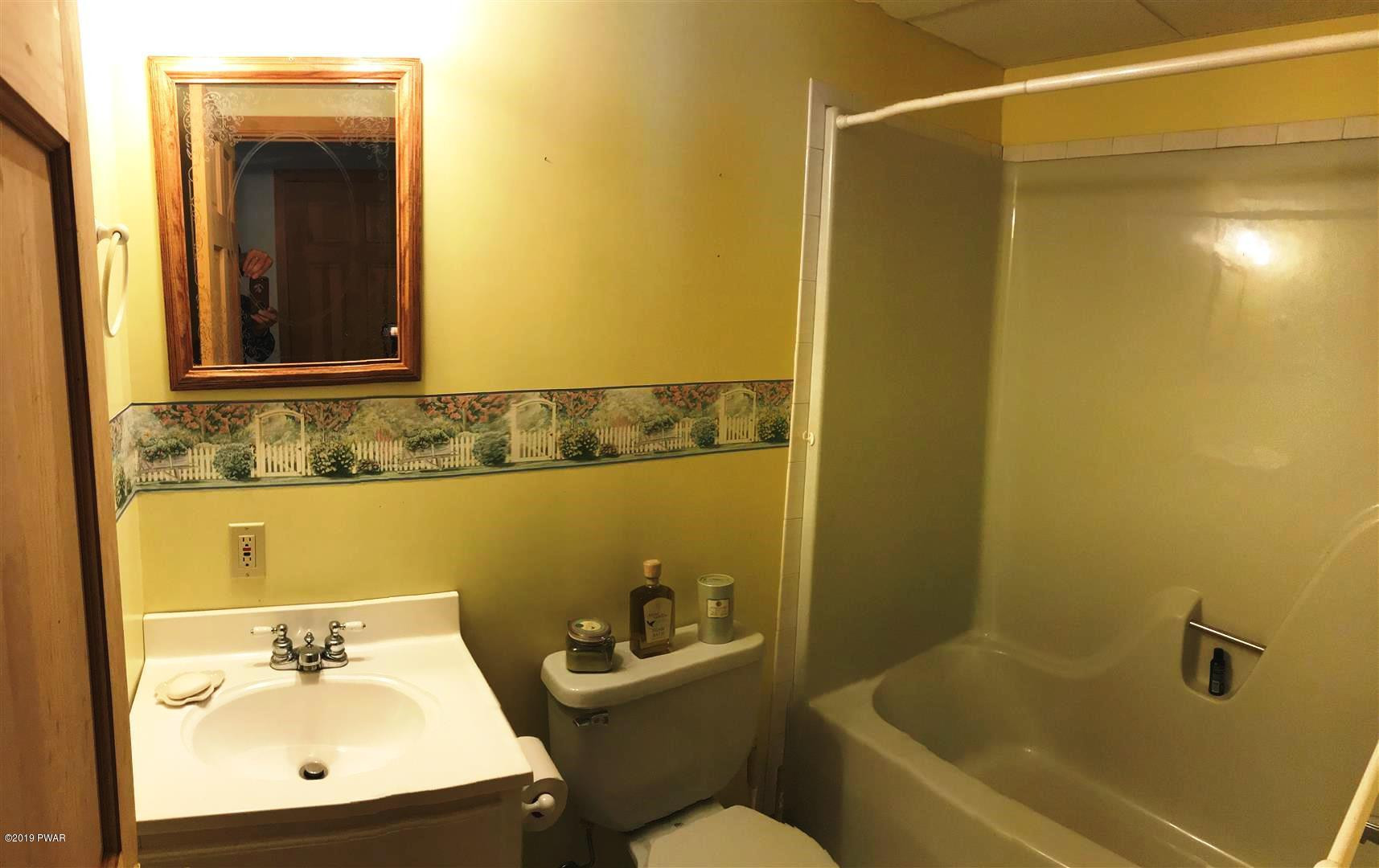 79 Whitleigh Road Equinunk, PA 18417 - Photo 17 of 27
