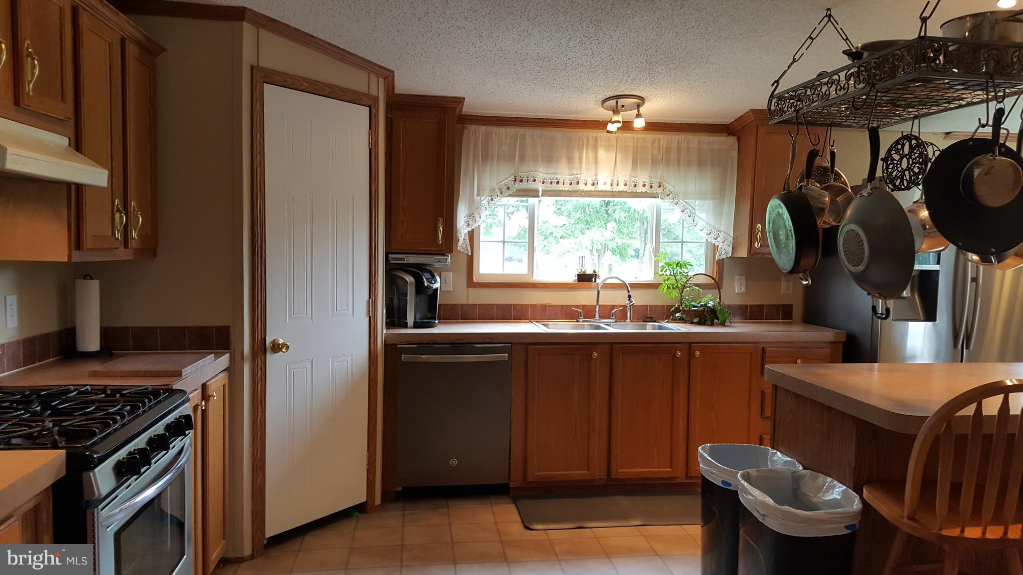 227 Kendrick Ford Road Front Royal, VA 22630 - Photo 19 of 27 Kitchen