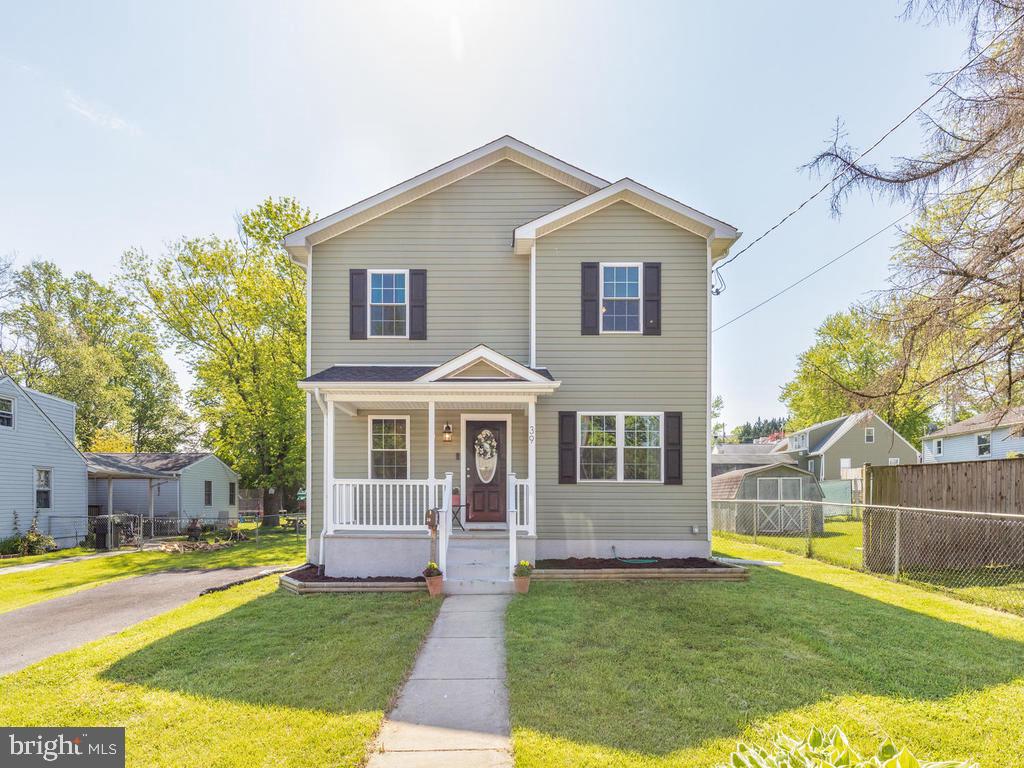 39 Hampton Road Linthicum Heights, MD 21090 - Photo 1 of 43 Welcome to 39 Hampton Road.