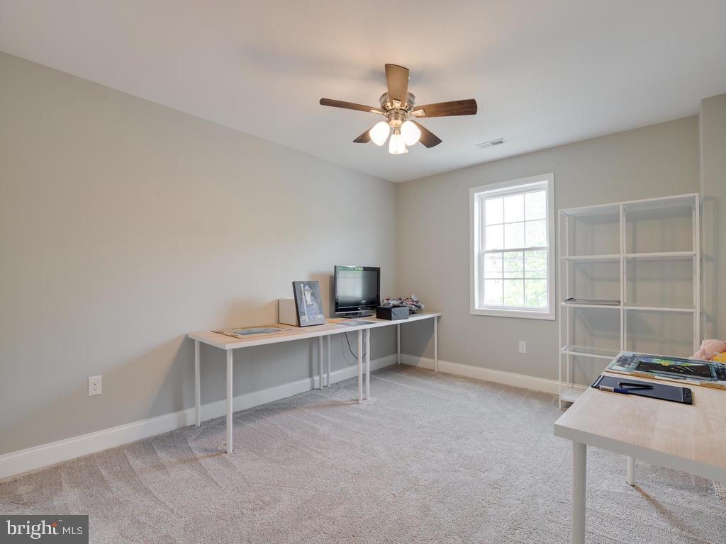 39 Hampton Road Linthicum Heights, MD 21090 - Photo 27 of 43 Second bedroom measures 19 x 12.