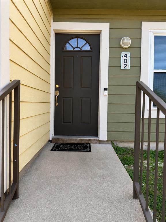 1500 Lake Shore Drive, Unit 402 Waco, TX 76708 - Photo 2 of 18
