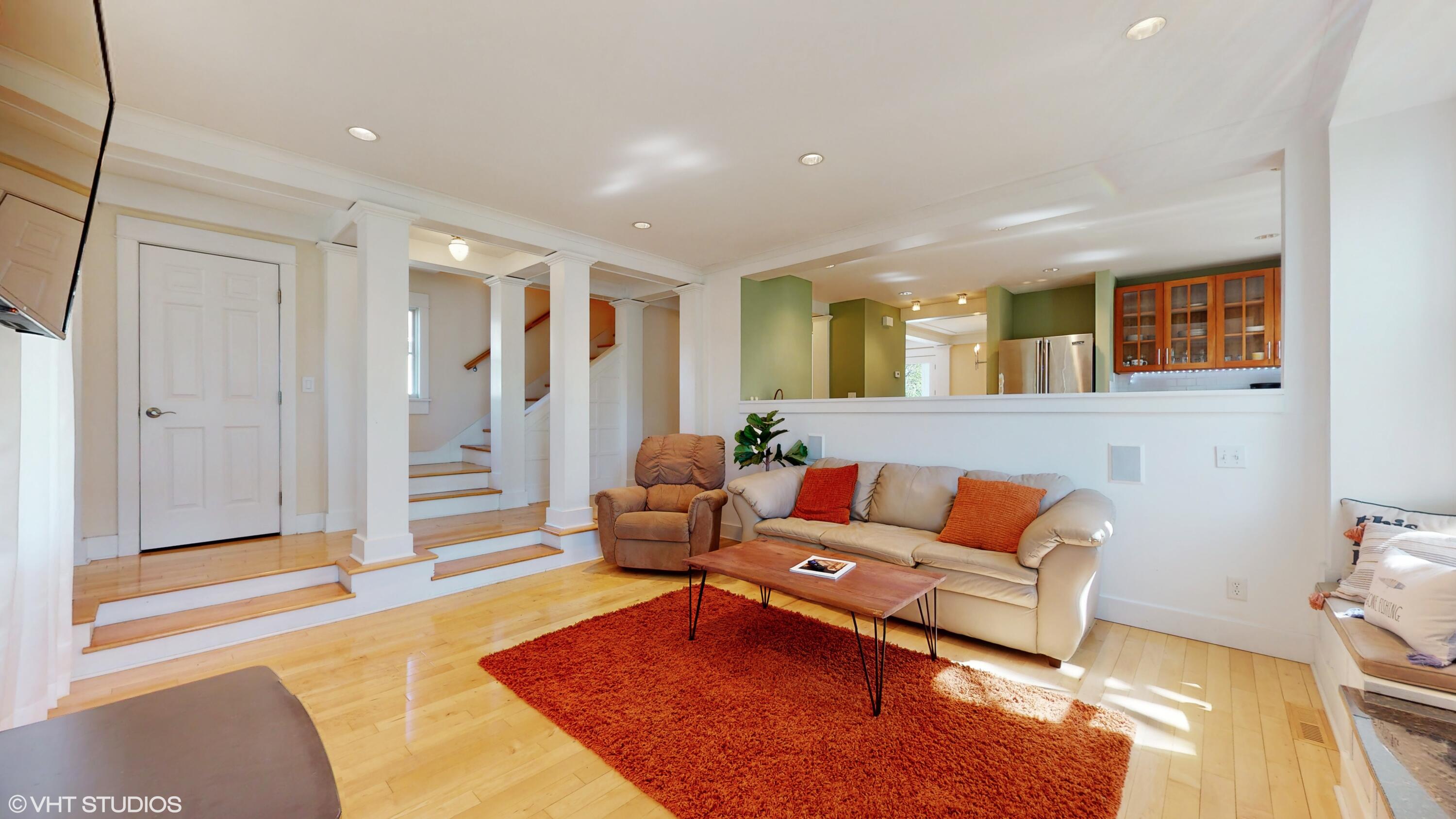 604 North Mechanic Street Berrien Springs, MI 49103 - Photo 6 of 24 06_604NMechanicStreet_2006_HiRes