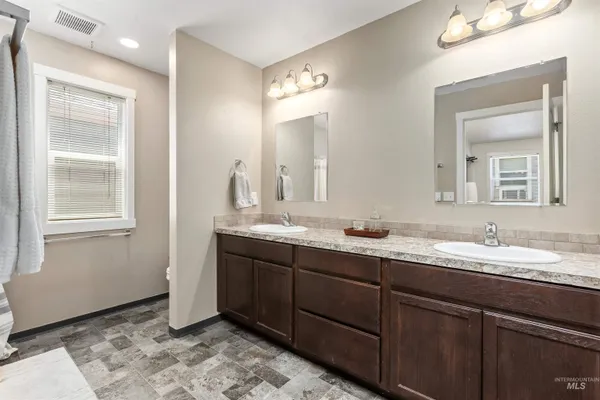 $389,000 | 1162 Tiempo Drive, Moscow, ID 83843