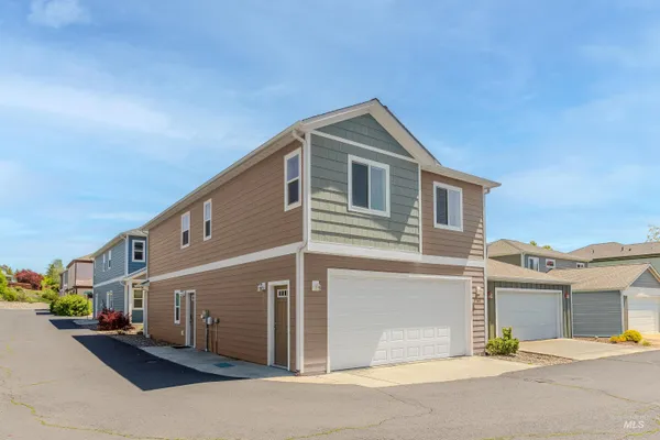 $389,000 | 1162 Tiempo Drive, Moscow, ID 83843