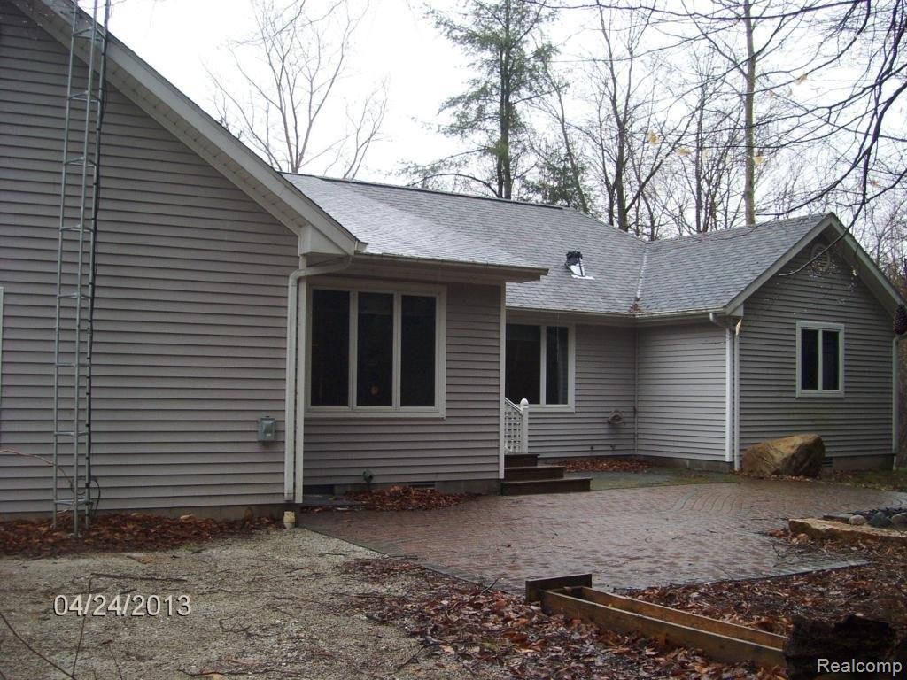 5065 Gardner Line Road Croswell, MI 48422 - Photo 2 of 17 Rear