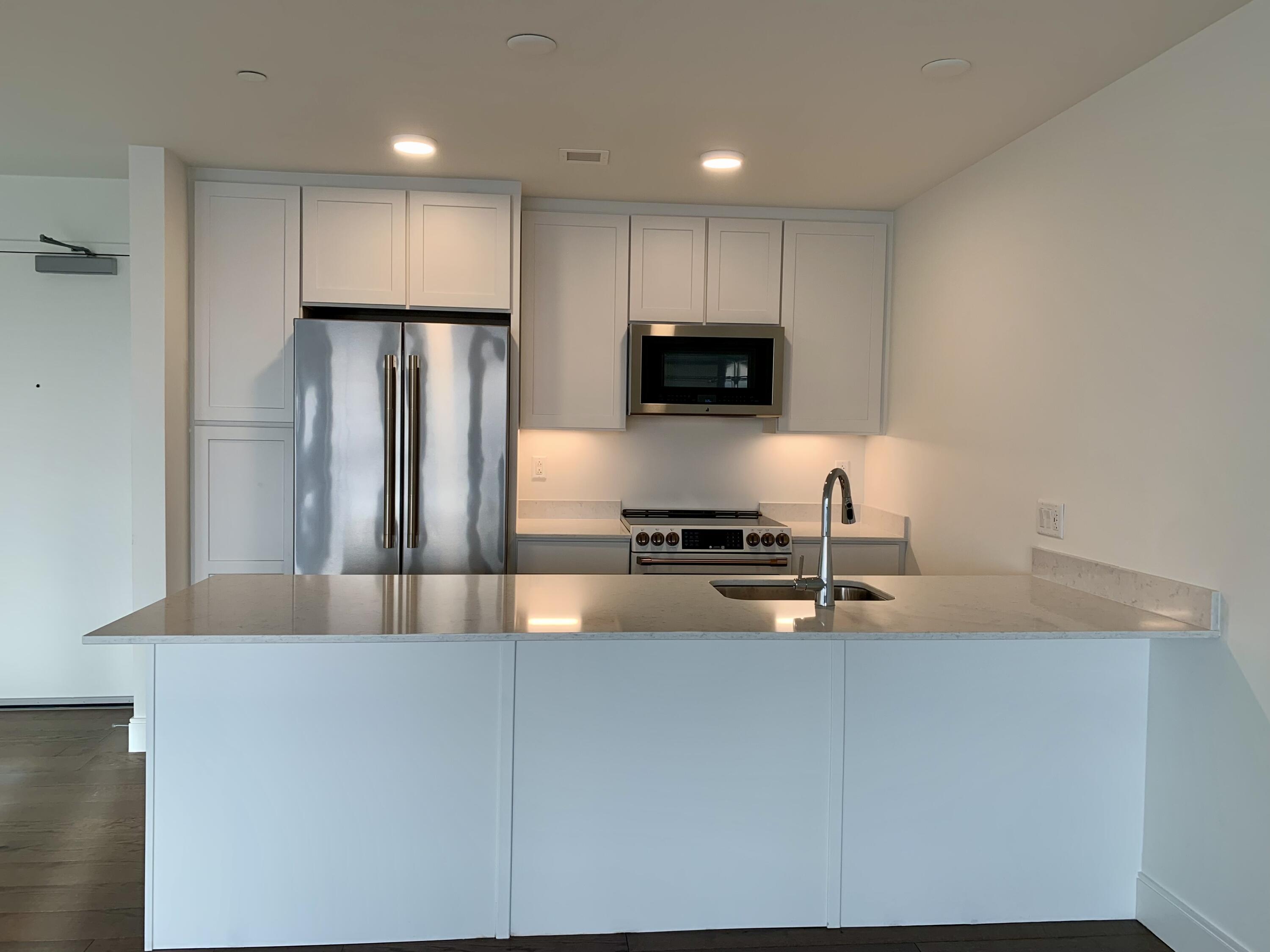 218 Washington Avenue, Unit 102 Portland, ME 04101 - Photo 11 of 25 IMG_4079