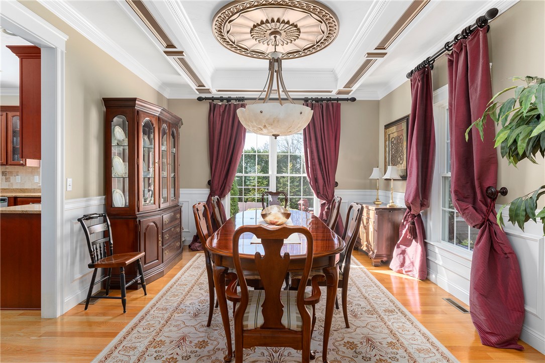 173 Angell Road Lincoln, RI 02865 - Photo 12 of 40