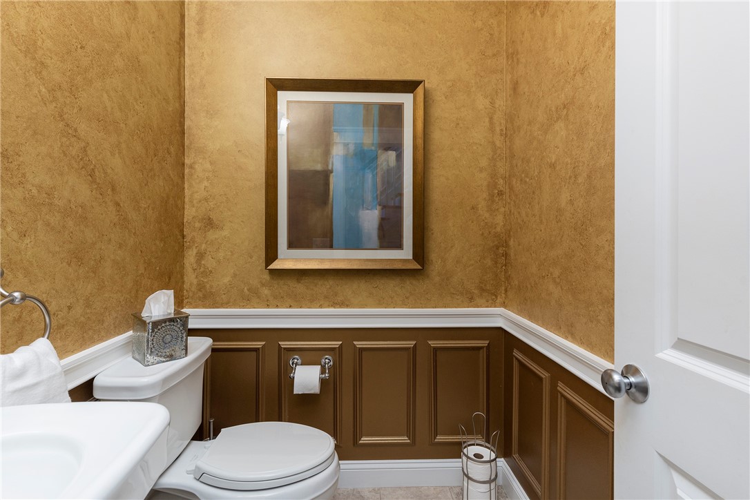 173 Angell Road Lincoln, RI 02865 - Photo 17 of 40