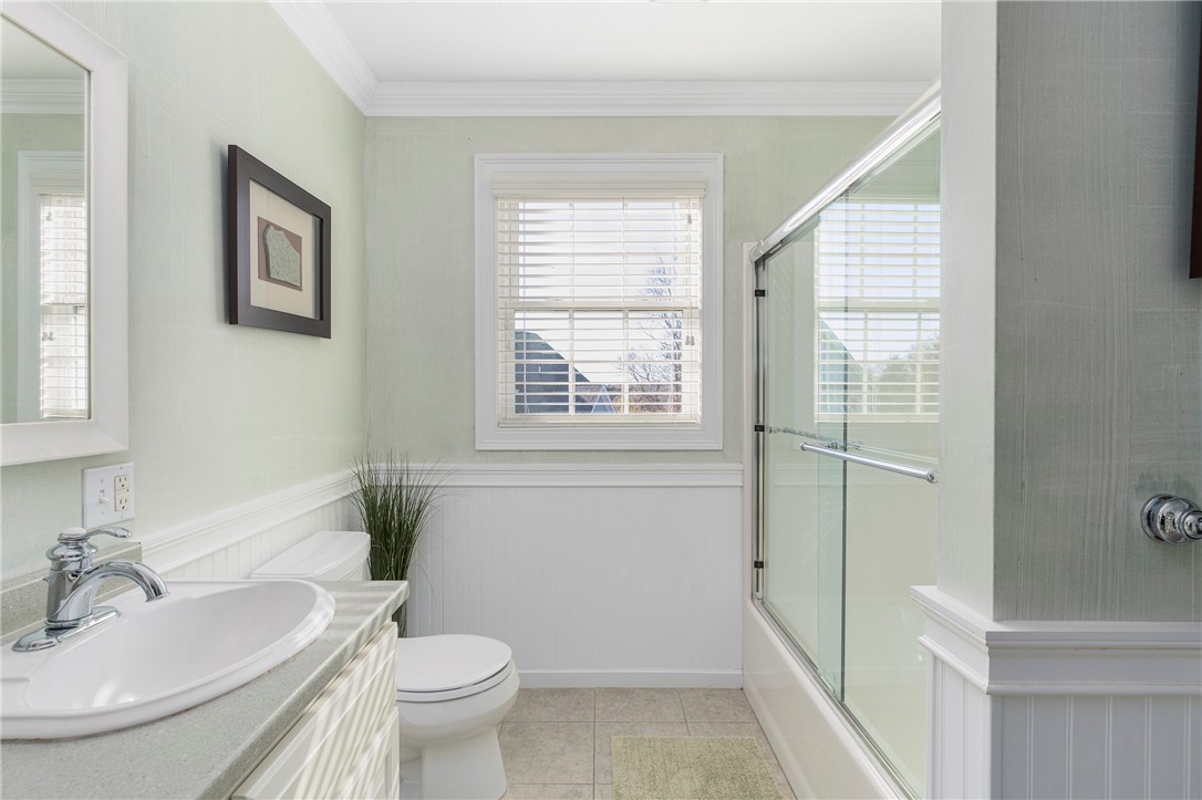 173 Angell Road Lincoln, RI 02865 - Photo 25 of 40