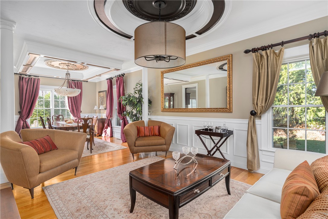 173 Angell Road Lincoln, RI 02865 - Photo 7 of 40