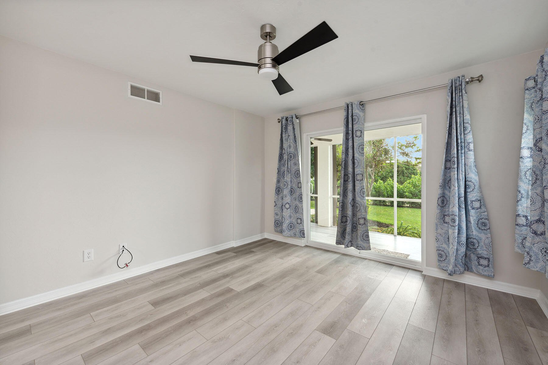 88 Tahiti Road Marco Island, FL 34145 - Photo 14 of 37 224096344g