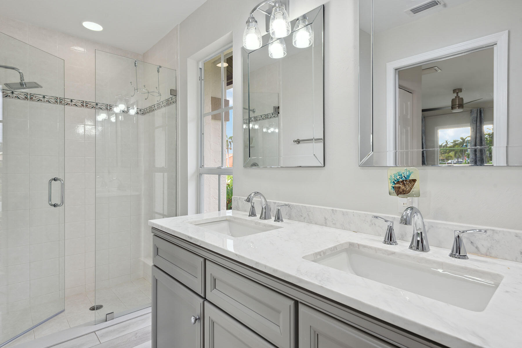 88 Tahiti Road Marco Island, FL 34145 - Photo 15 of 37 224096344gg