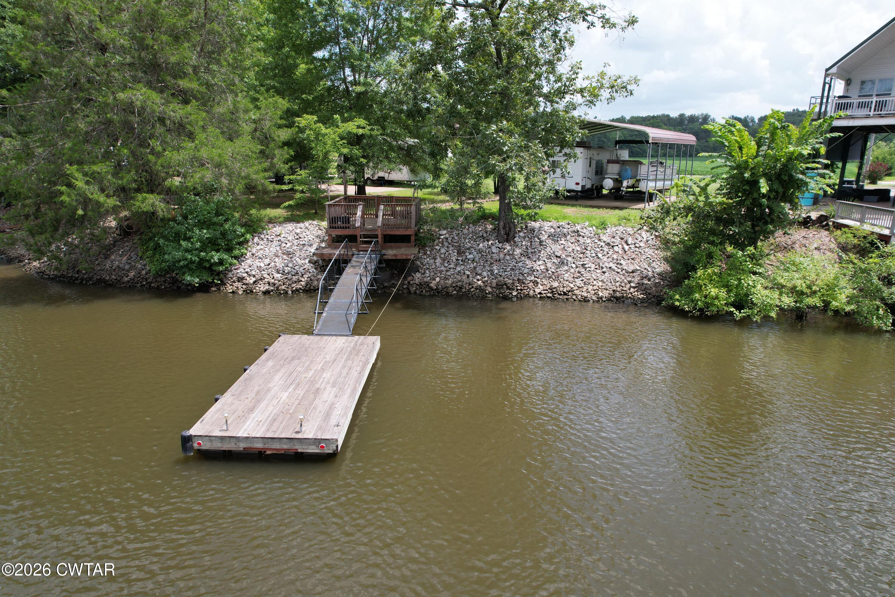 150 Johns Cove Decaturville, TN 38329 - Photo 8 of 29 07