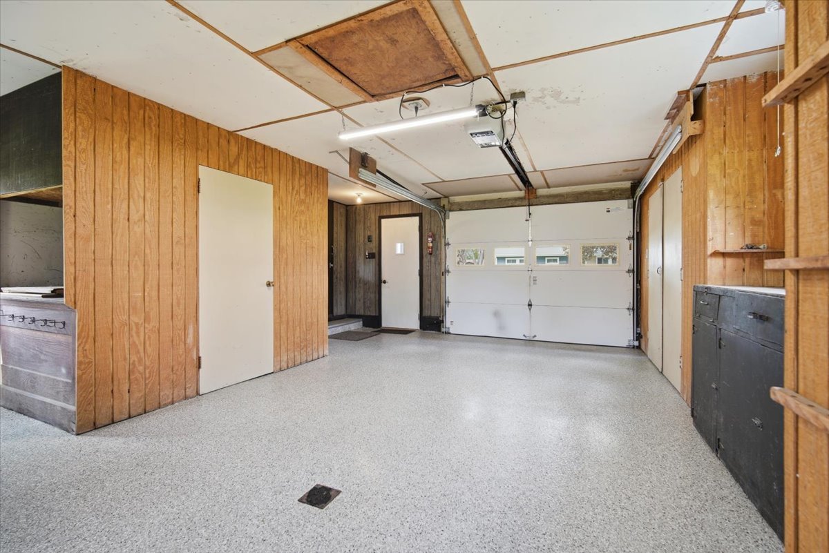 509 Smith Street Roanoke, IL 61561 - Photo 26 of 28 a view of a garage