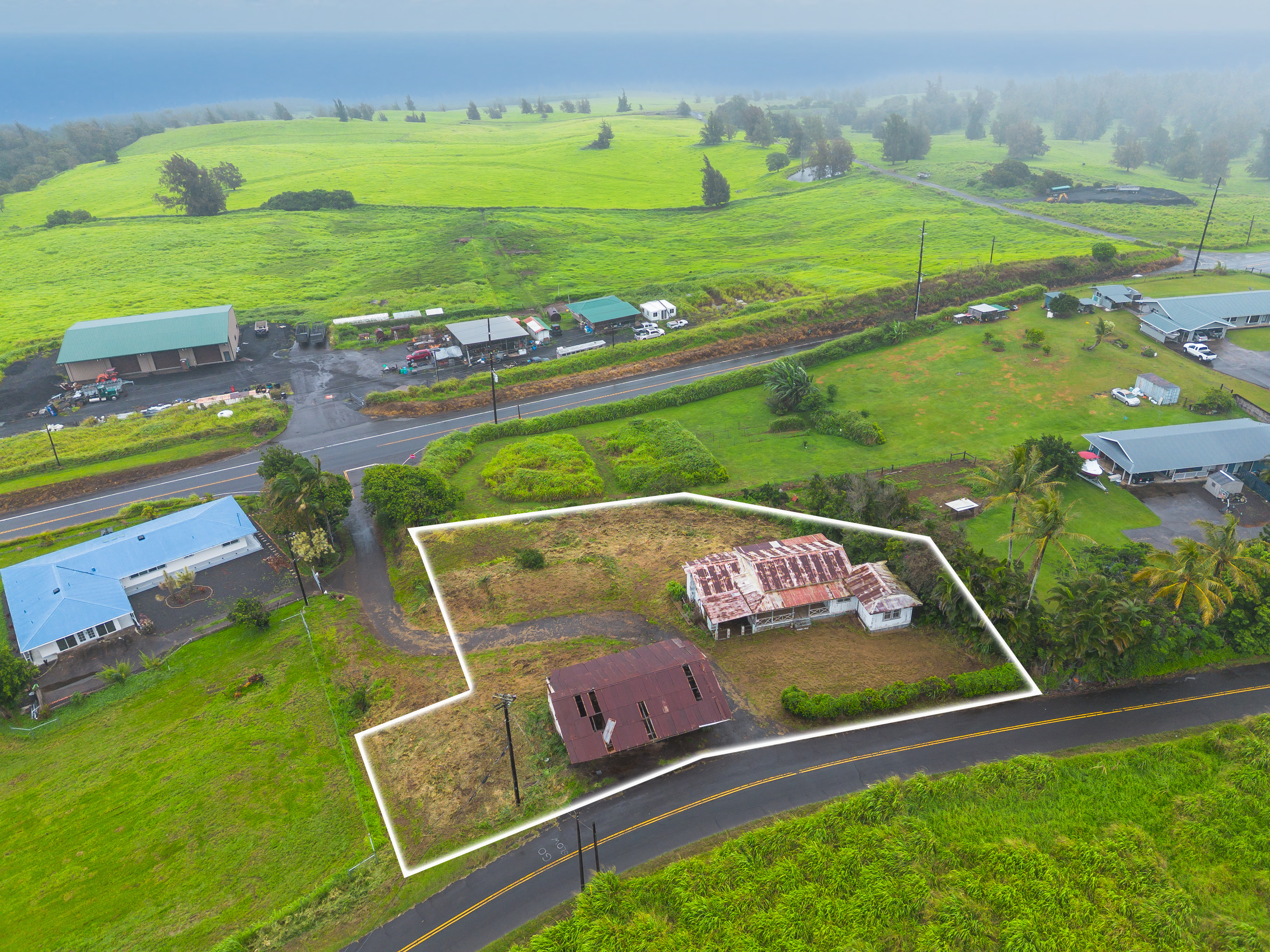 44-2906 Kalopa Road Honokaa, HI 96727 - Photo 2 of 29