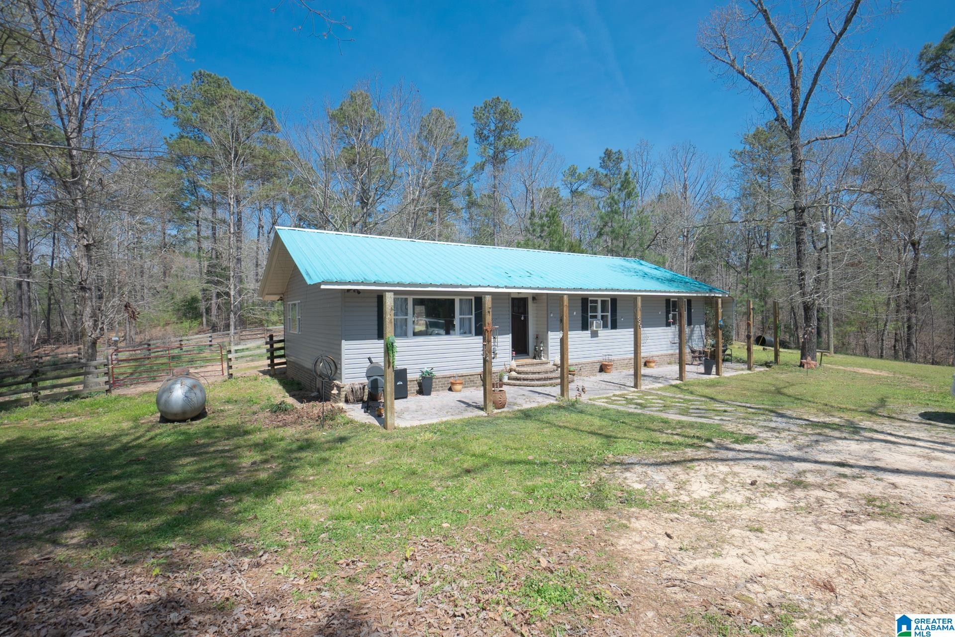 89 Oak Tree Trail Wilsonville, AL 35186 - Photo 1 of 20