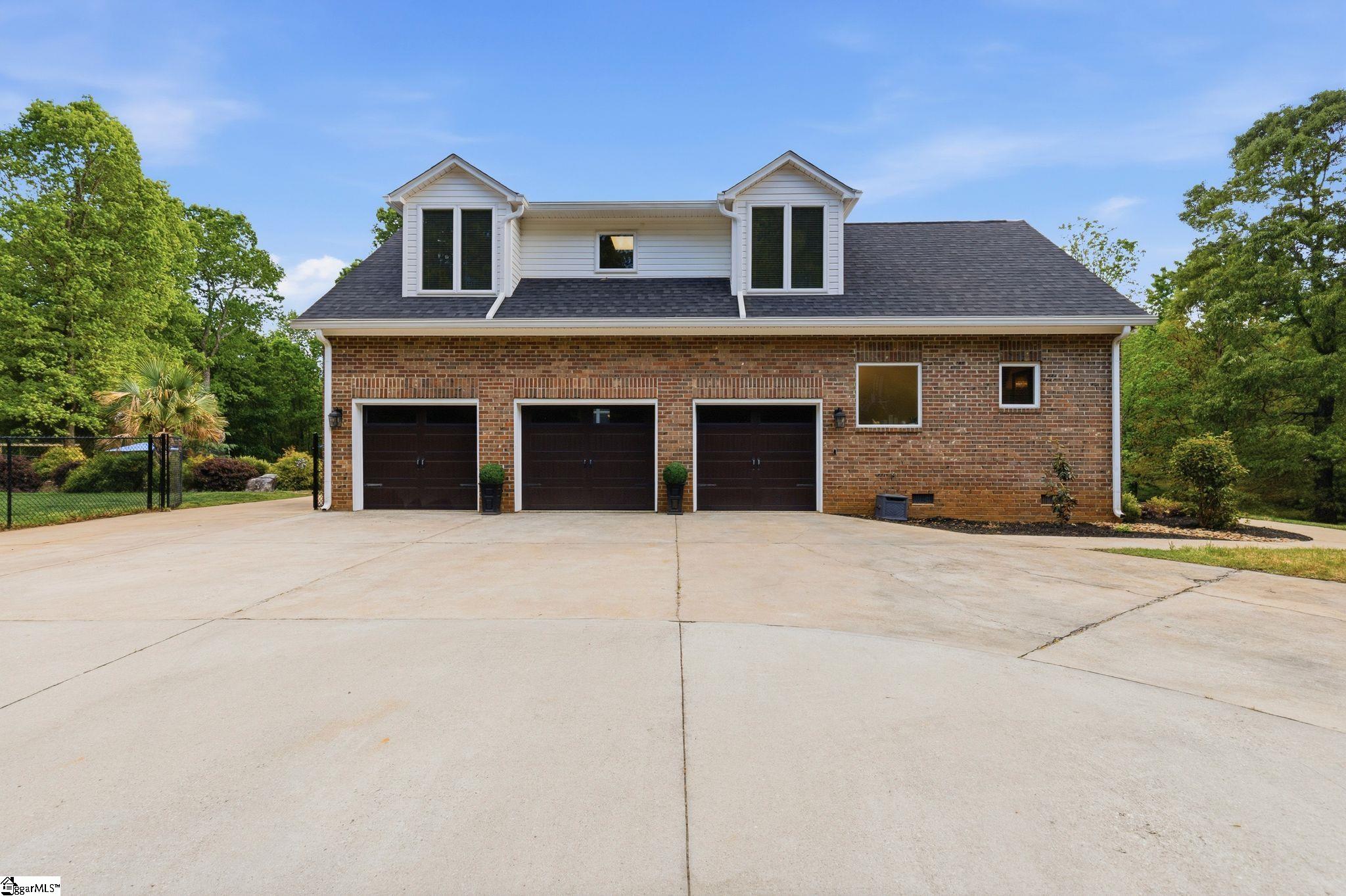 1408 Beverly Road Greer, SC 29651 - Photo 3 of 48 Gallery Image 3