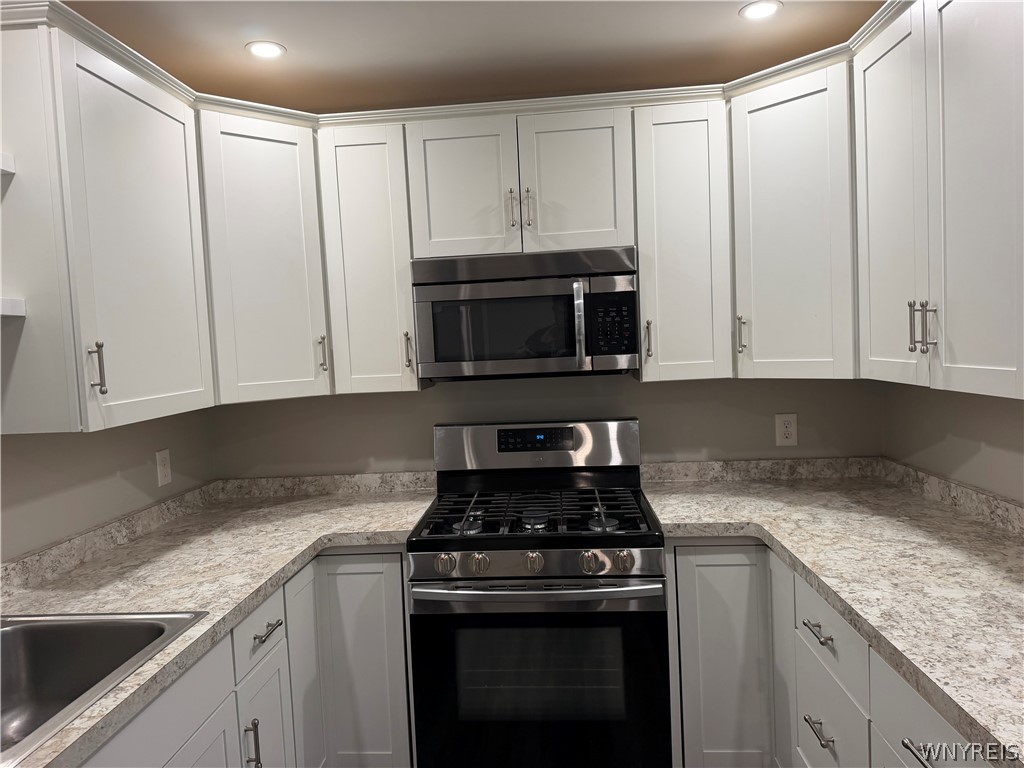 9490 Erie Road Evans, NY 14006 - Photo 10 of 17 Gallery Image 10