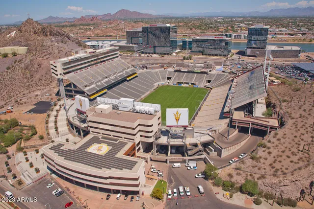 $369,000 | 1190 South Maple Avenue, Unit 1, Tempe, AZ 85281