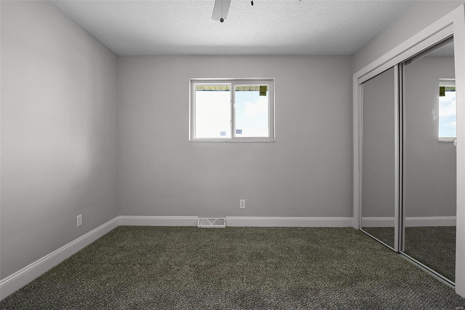 3720 Pontoon Road Granite City, IL 62040 - Photo 10 of 37 Gallery Image 10