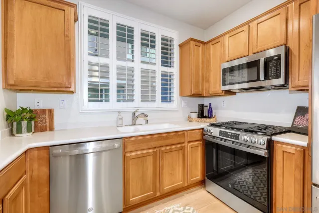 $715,000 | 1921 Bassett Lane, Santee, CA 92071