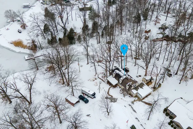 $325,000 | 381 County Road 100 East, Norris City, IL 62869