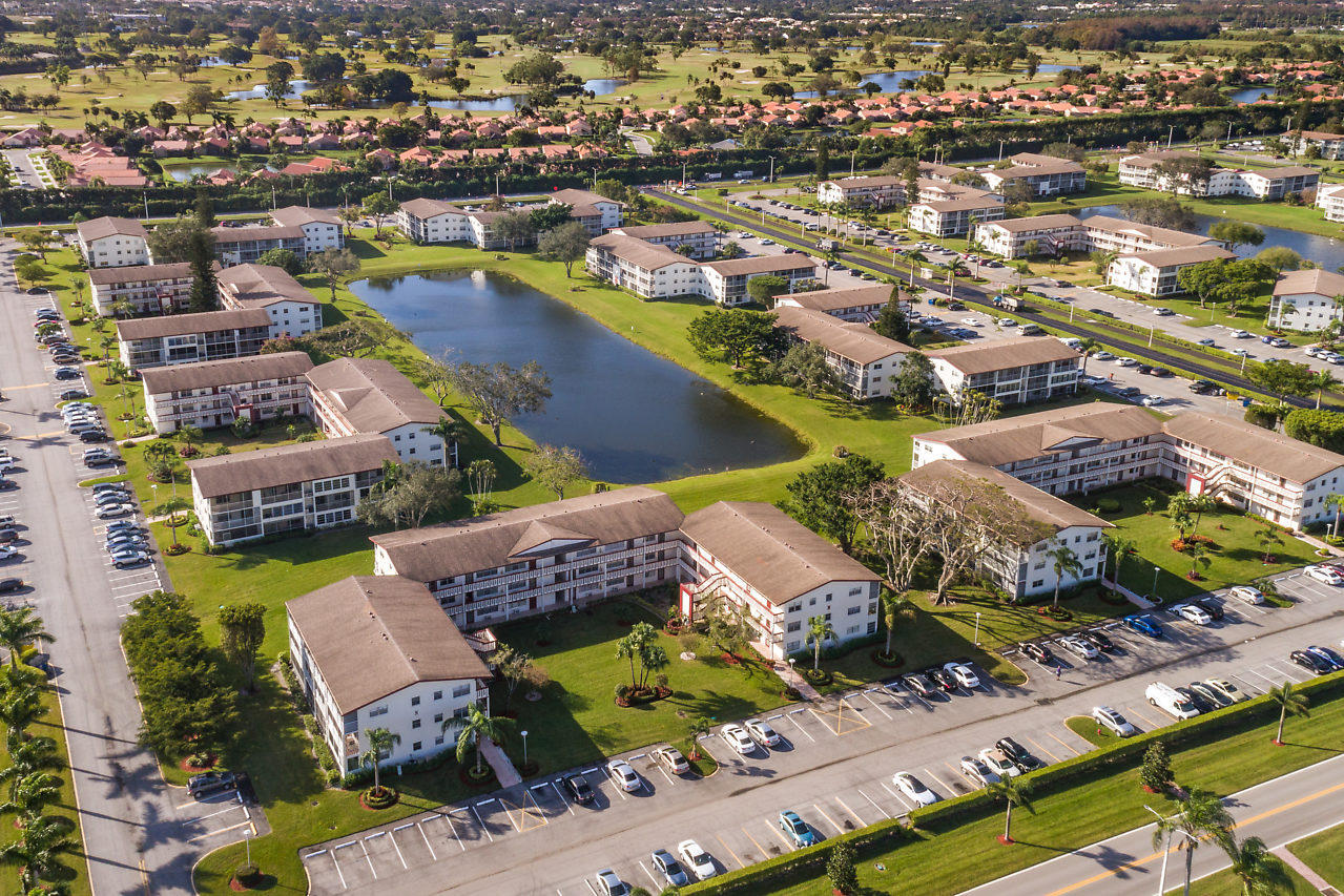 119 Fanshaw C Boca Raton, FL 33434 - Photo 8 of 10 century-fansahw-aerial - Copy