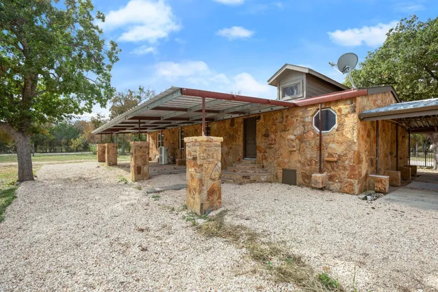 $389,900 | 1900 County Road 226, Florence, TX 76527