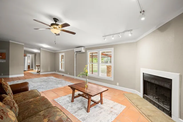 $389,900 | 1900 County Road 226, Florence, TX 76527