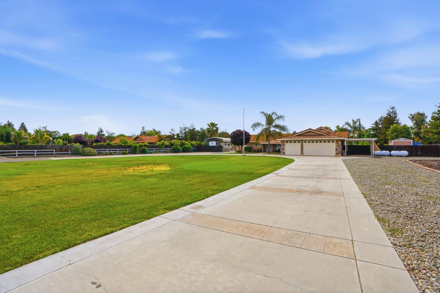 11378 Mountain View Road Tracy, CA 95376 - Photo 6 of 61 Gallery Image 6