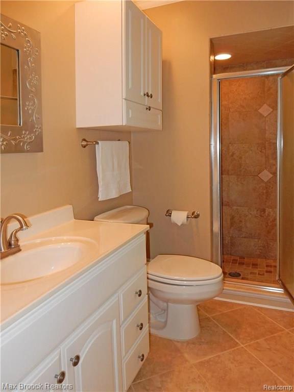 7047 Springridge Road West Bloomfield, MI 48322 - Photo 20 of 32