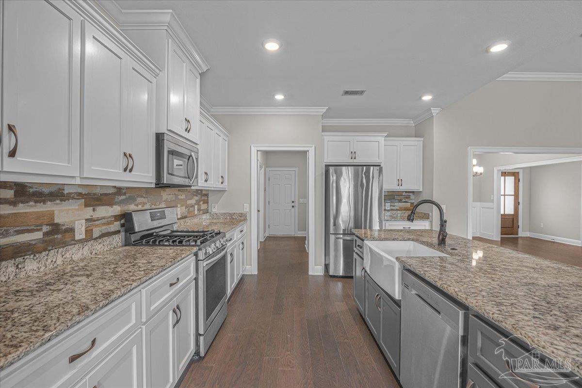 1555 Cadence Loop Cantonment, FL 32533 - Photo 24 of 56