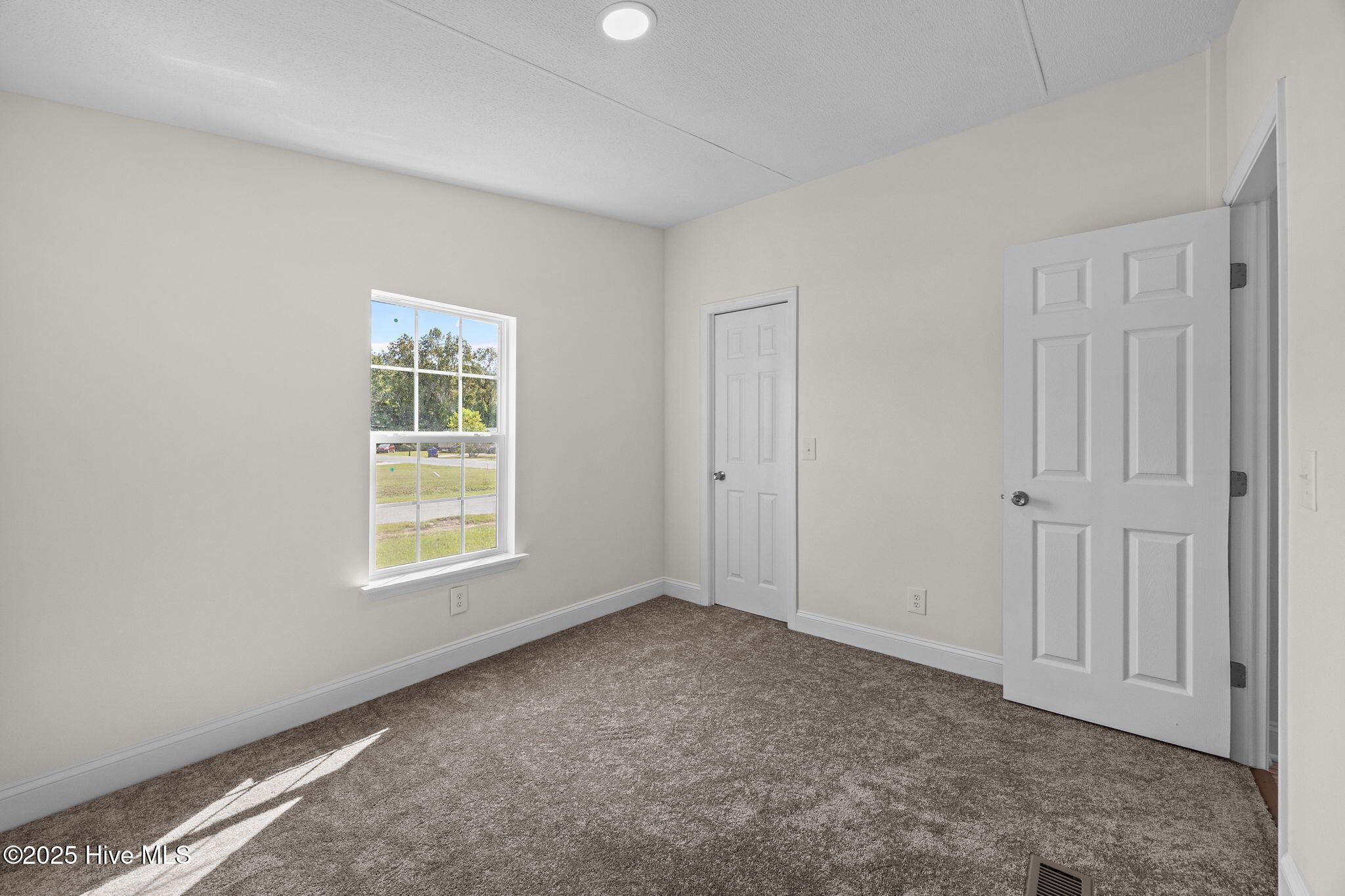 2502 State Drive Kinston, NC 28501 - Photo 26 of 52 38-web-or-mls-IMG_8468